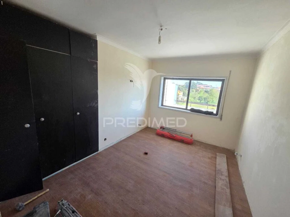 Apartamento T2 para Venda em Vilar de Andorinho Foto 14