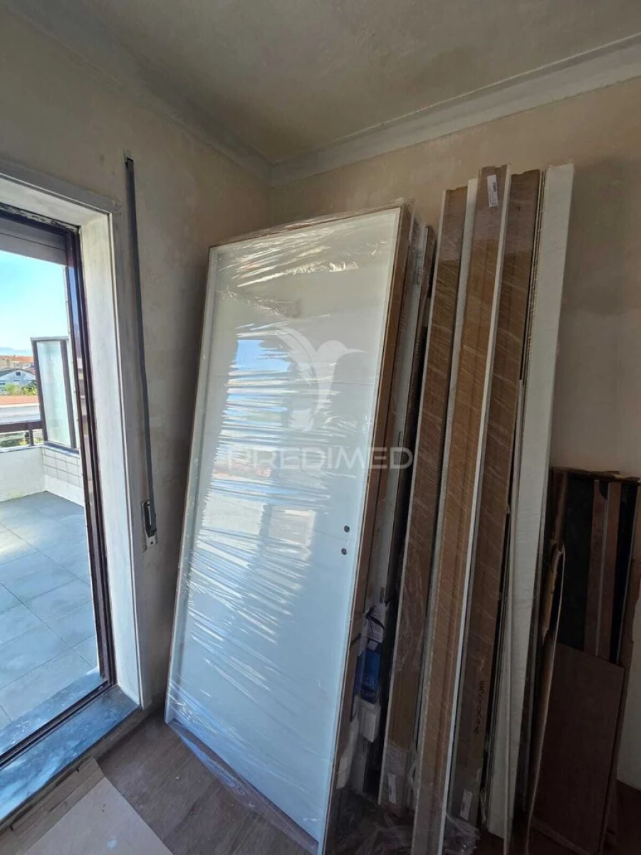 Apartamento T2 para Venda em Vilar de Andorinho Foto 17