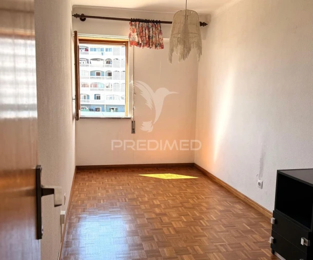 Apartamento T3 para Venda em Sines Foto 15