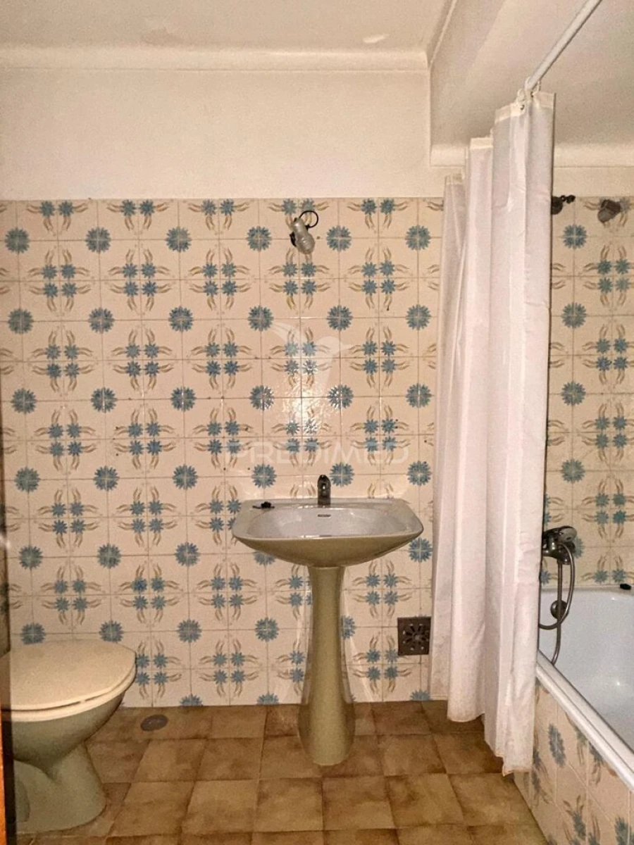 Apartamento T3 para Venda em Sines Foto 16