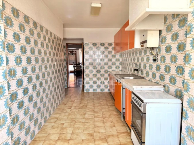 Apartamento T3 para Venda em Sines Foto 7