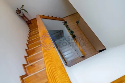 Moradia T2 para Venda em Paranhos