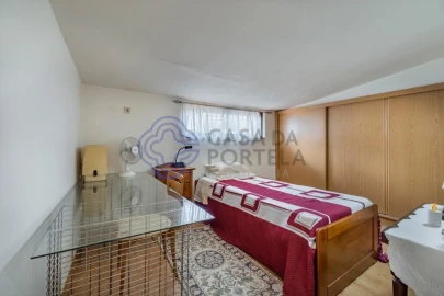Moradia T2 para Venda em Paranhos