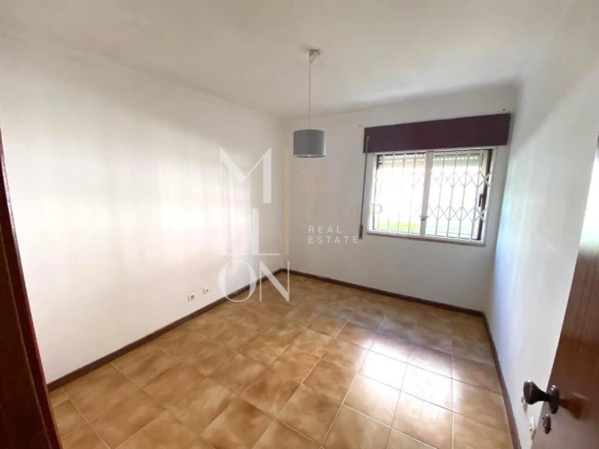 Apartamento T3 para Venda em São Domingos de Rana Foto 9