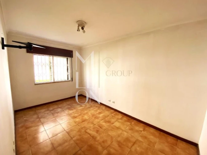 Apartamento T3 para Venda em São Domingos de Rana Foto 8