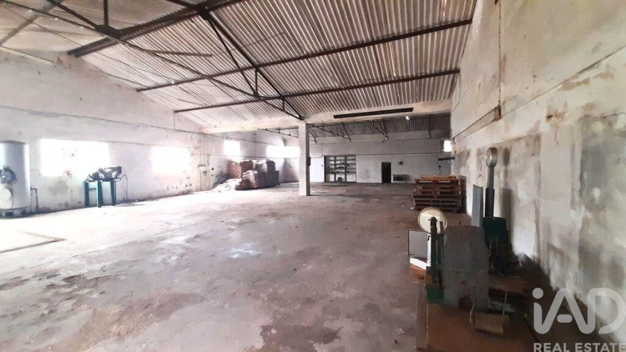 Armazém para Arrendamento em Barbacena e Vila Fernando Foto 9