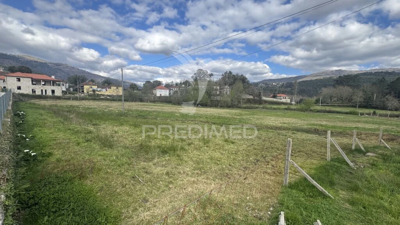 Terreno para Venda em Alvora e Loureda Foto 19