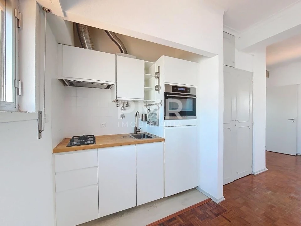 Apartamento T1 para Venda em Massamá e Monte Abraão Foto 8