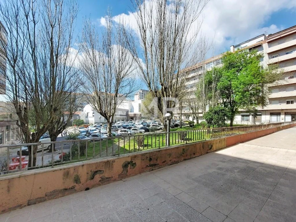 Apartamento T1 para Venda em Massamá e Monte Abraão Foto 12