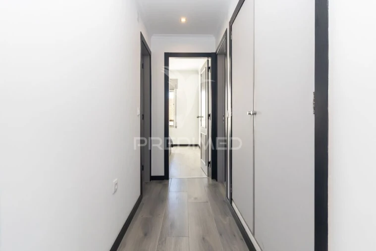 Apartamento T3 para Venda em Moita Foto 14