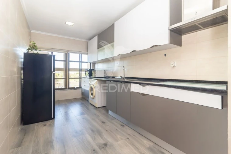 Apartamento T3 para Venda em Moita Foto 9