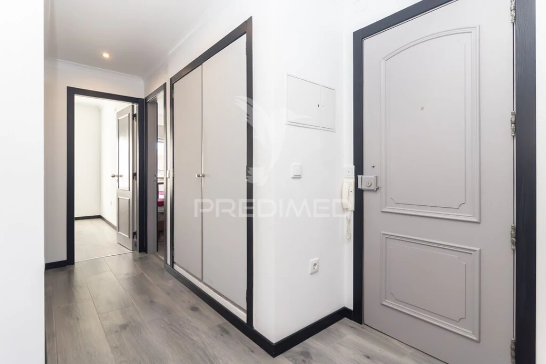 Apartamento T3 para Venda em Moita Foto 4