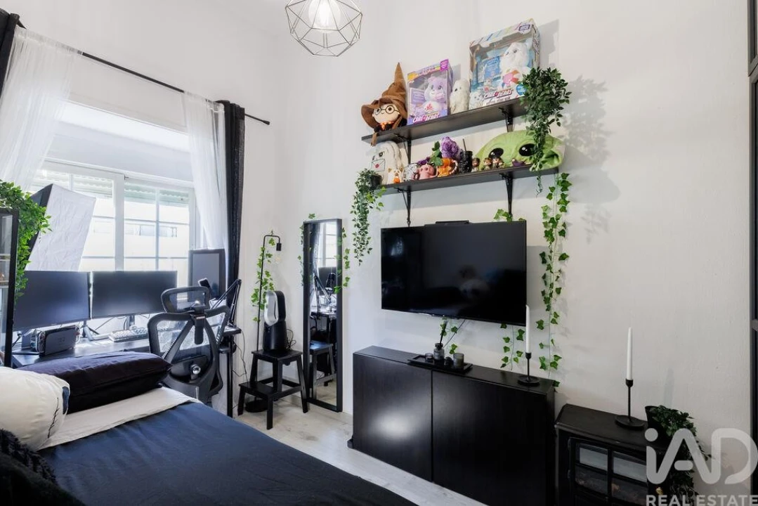 Apartamento T5 para Venda em Almada, Cova da Piedade, Pragal e Cacilhas Foto 25