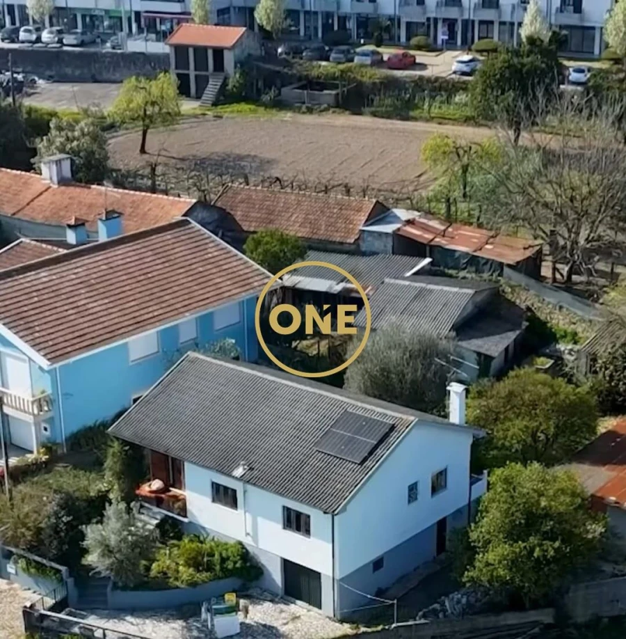 Moradia T3 para Venda em Delães Foto 3