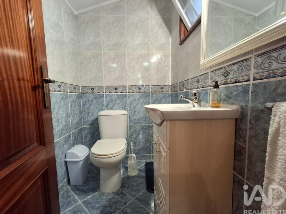 Moradia T4 para Venda em Avessadas e Rosém Foto 7