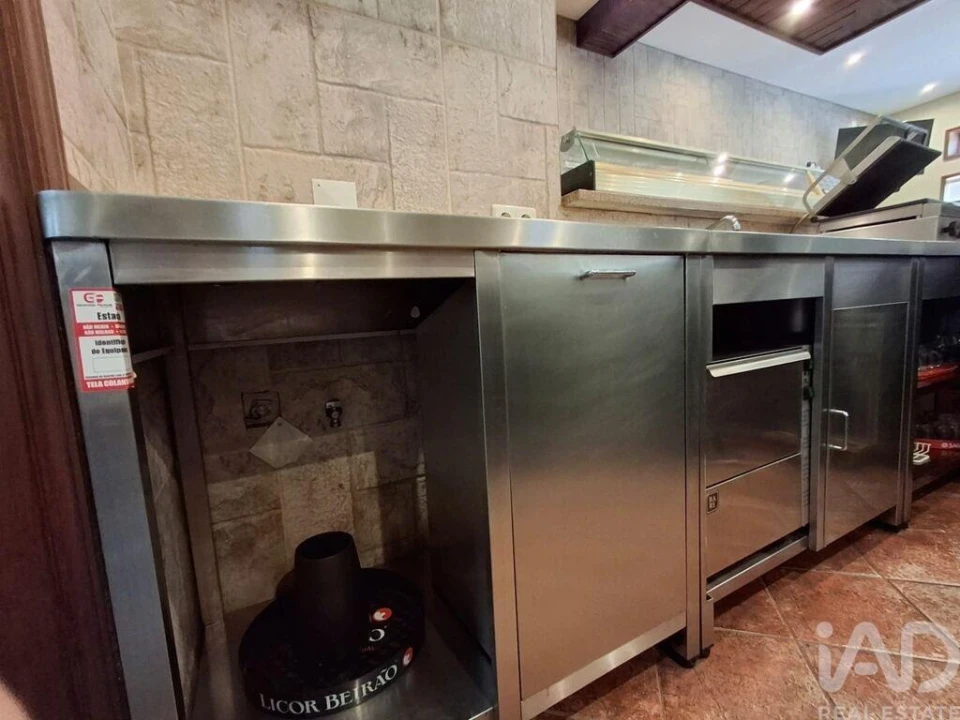 Moradia T4 para Venda em Avessadas e Rosém Foto 34