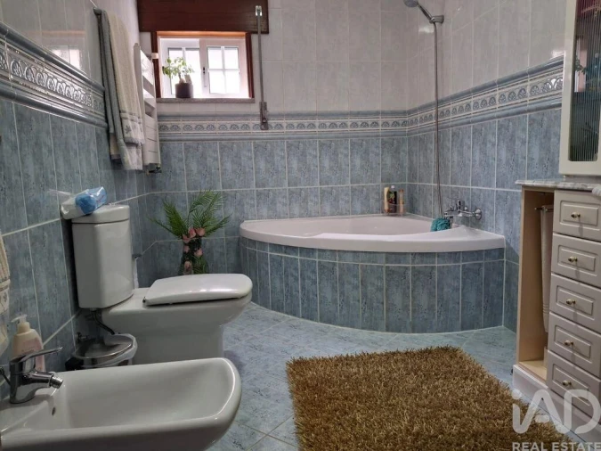 Moradia T4 para Venda em Avessadas e Rosém Foto 19