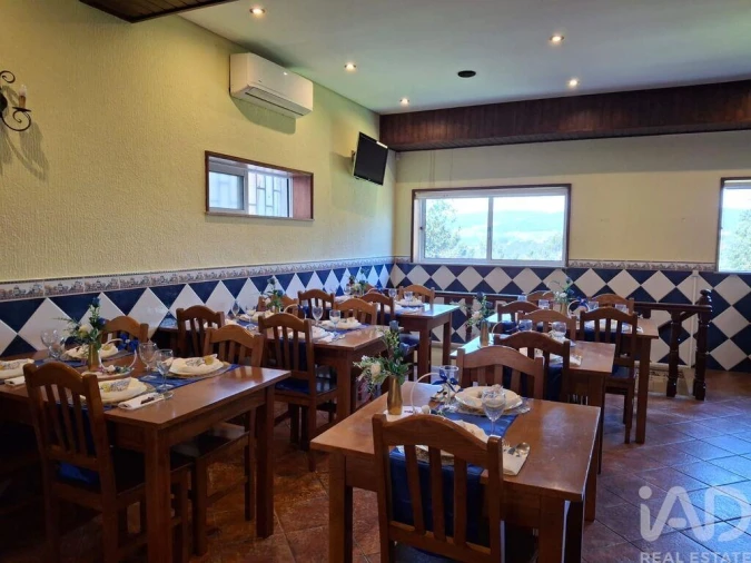 Moradia T4 para Venda em Avessadas e Rosém Foto 30