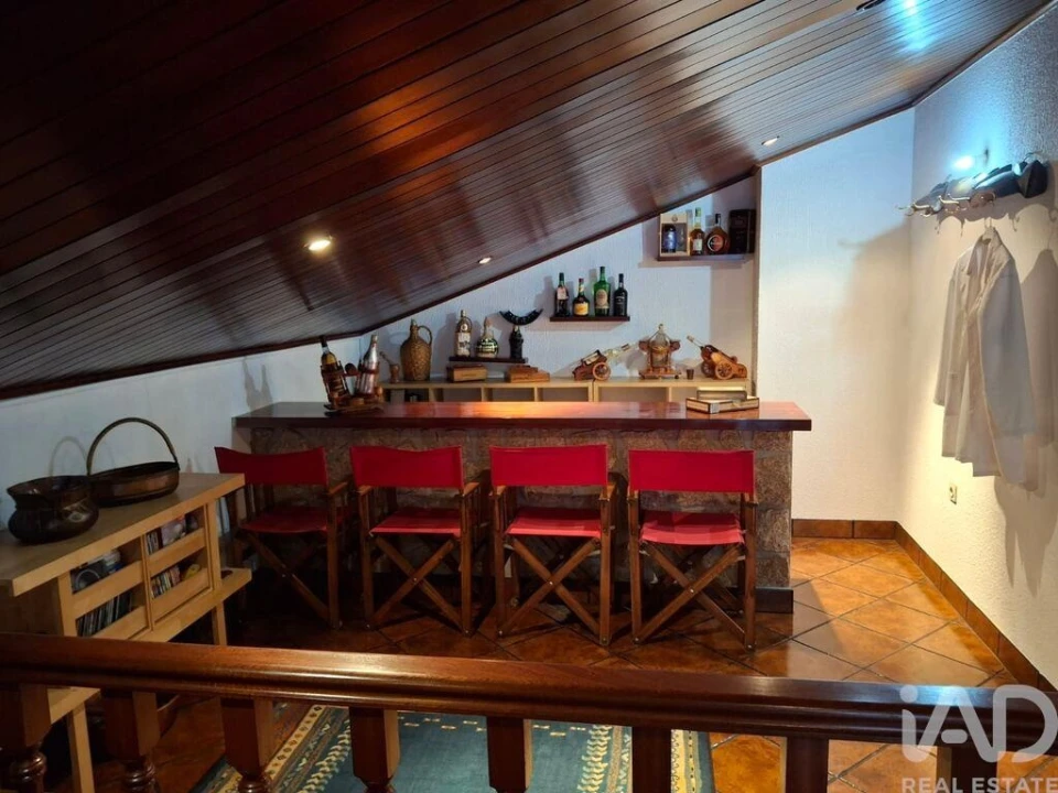 Moradia T4 para Venda em Avessadas e Rosém Foto 9