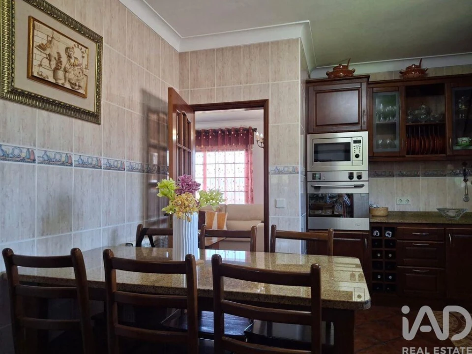 Moradia T4 para Venda em Avessadas e Rosém Foto 14