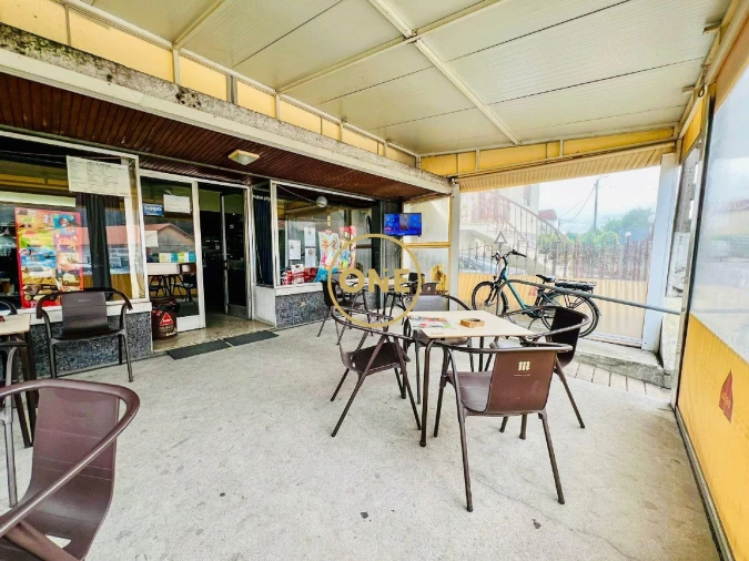 Loja para Arrendamento em Bairro Foto 9