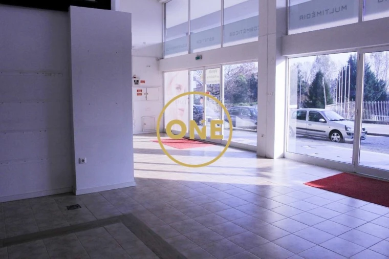 Loja para Arrendamento em Ribeirão Foto 3