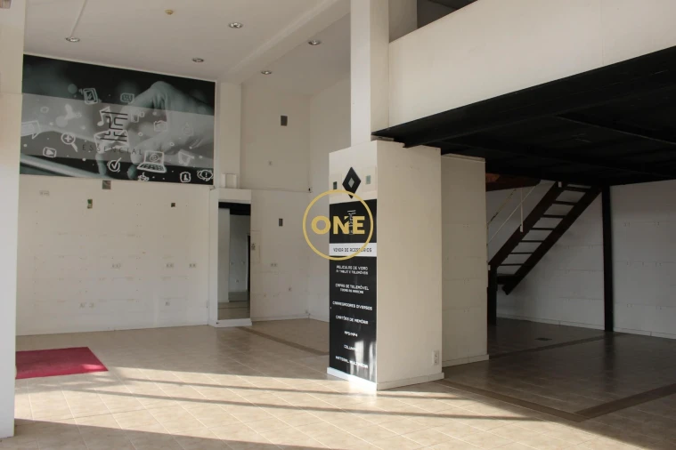 Loja para Arrendamento em Ribeirão Foto 5