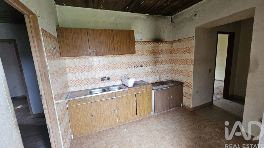 Moradia T5 para Venda em Alcobaça e Vestiaria Foto 9