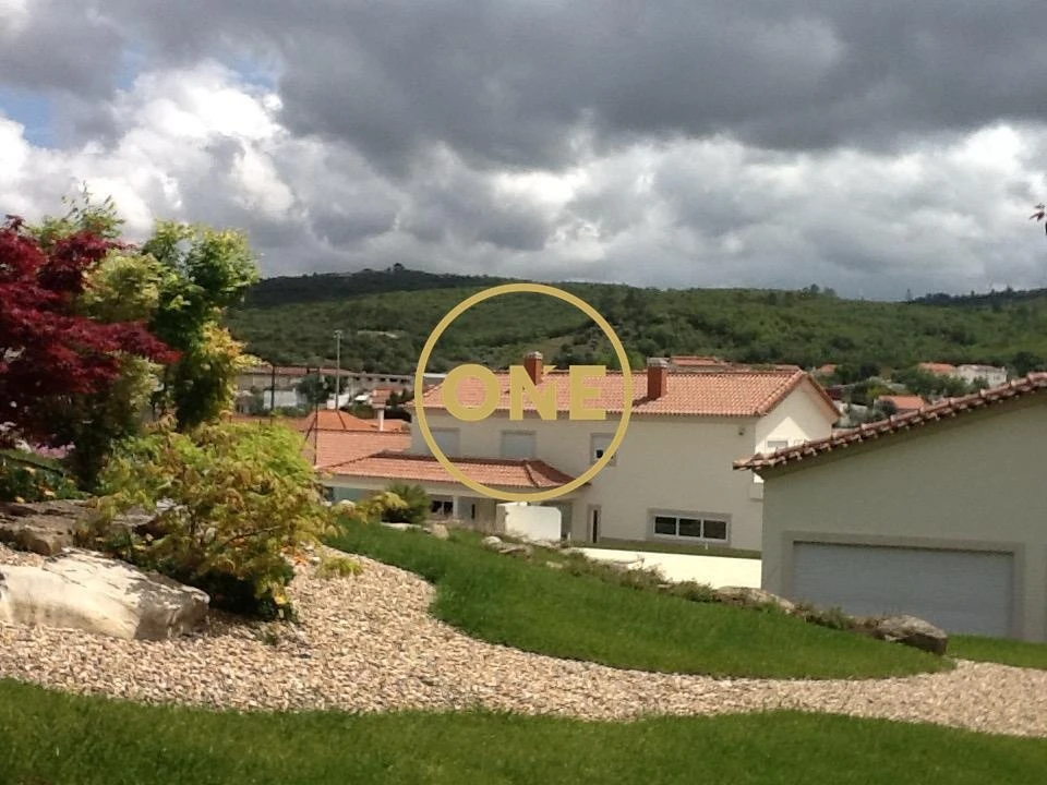 Moradia T5 para Venda em Arrimal e Mendiga Foto 98