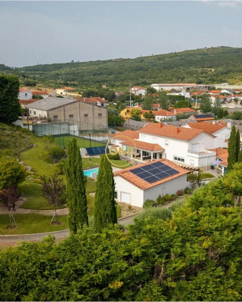 Moradia T5 para Venda em Arrimal e Mendiga
