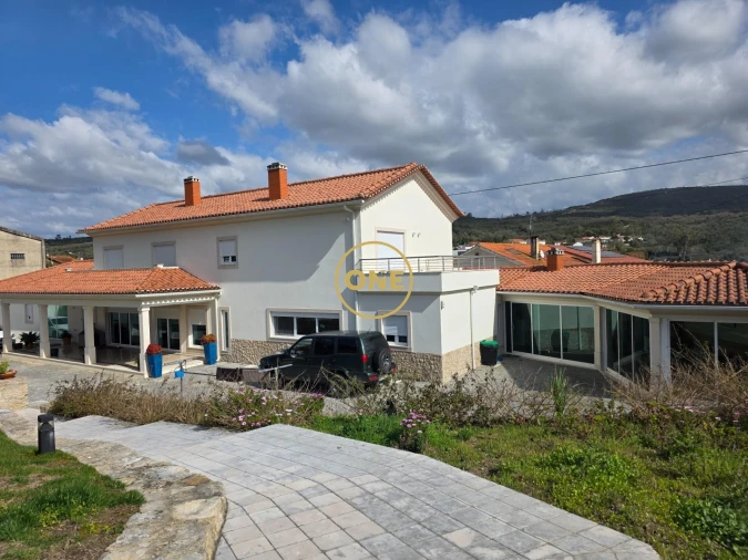 Moradia T5 para Venda em Arrimal e Mendiga Foto 4