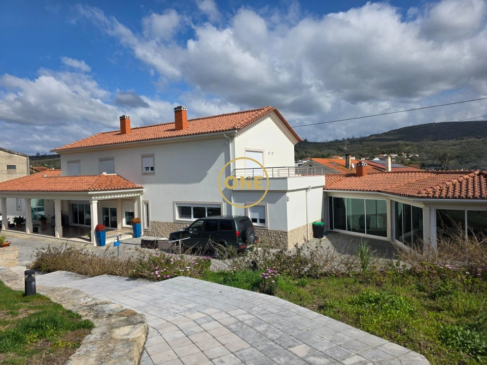 Moradia T5 para Venda em Arrimal e Mendiga Foto 4