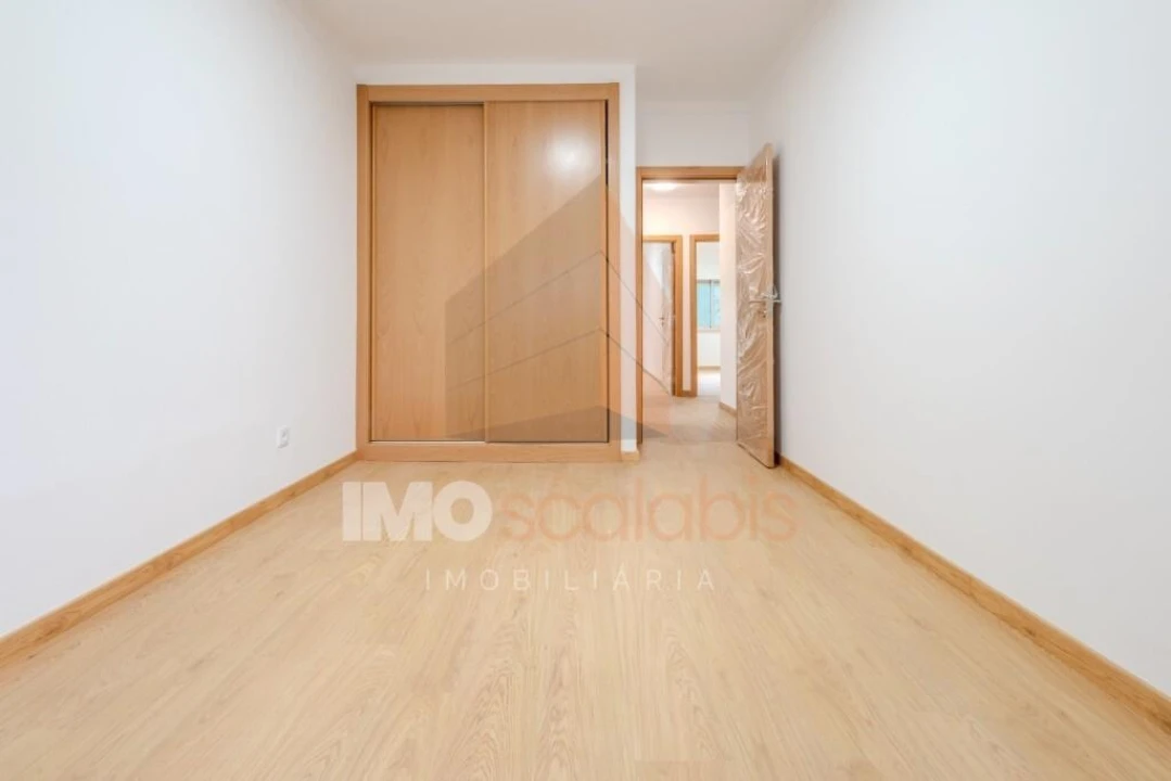 Apartamento T3 para Venda em Romeira e Várzea Foto 12