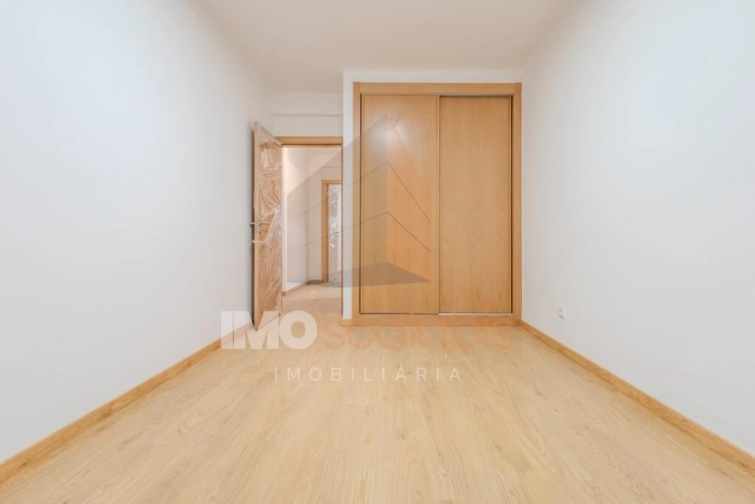 Apartamento T3 para Venda em Romeira e Várzea Foto 8