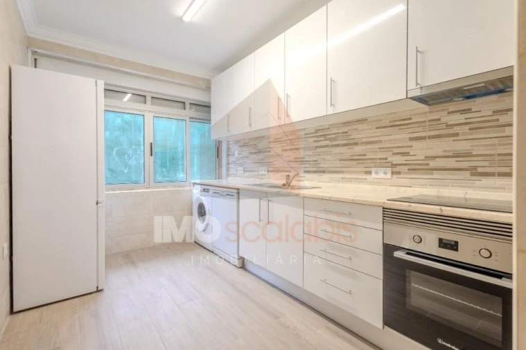 Apartamento T3 para Venda em Romeira e Várzea Foto 3