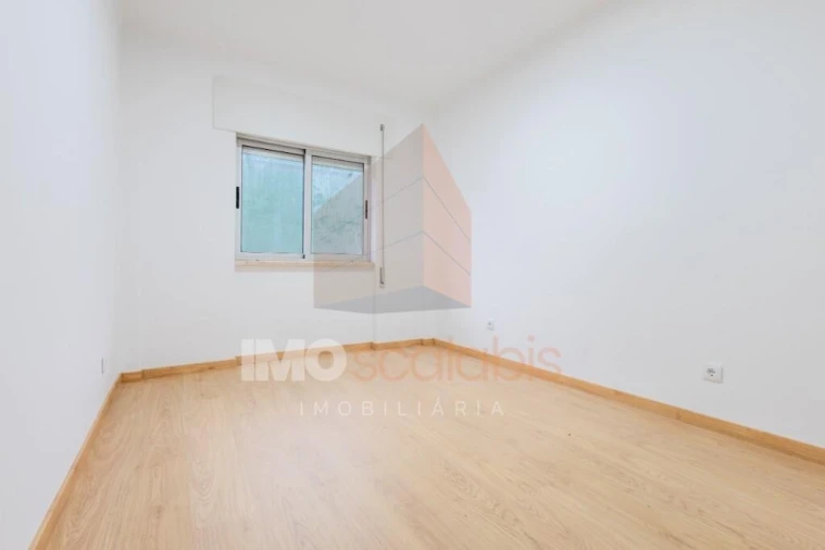 Apartamento T3 para Venda em Romeira e Várzea Foto 6