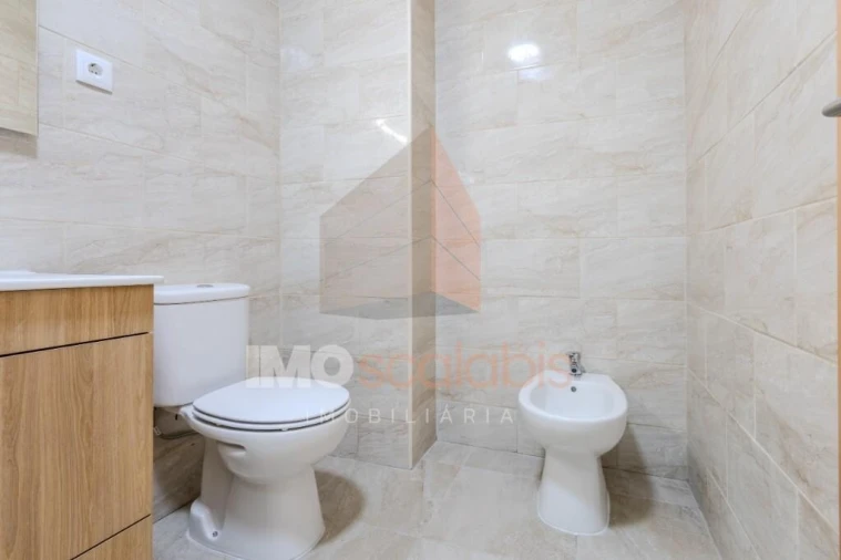 Apartamento T3 para Venda em Romeira e Várzea Foto 10