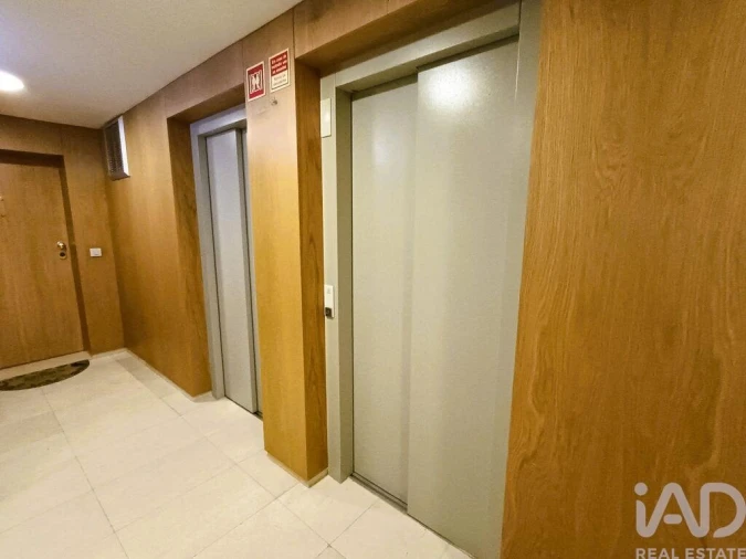 Apartamento T4 para Venda em Lumiar Foto 24