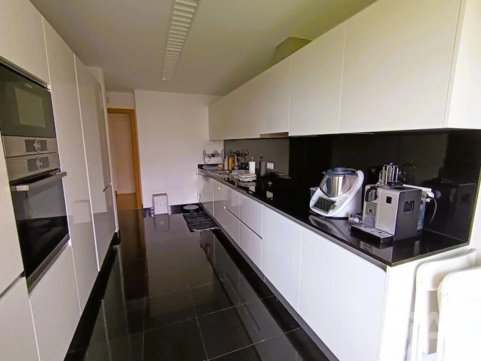 Apartamento T4 para Venda em Lumiar Foto 21