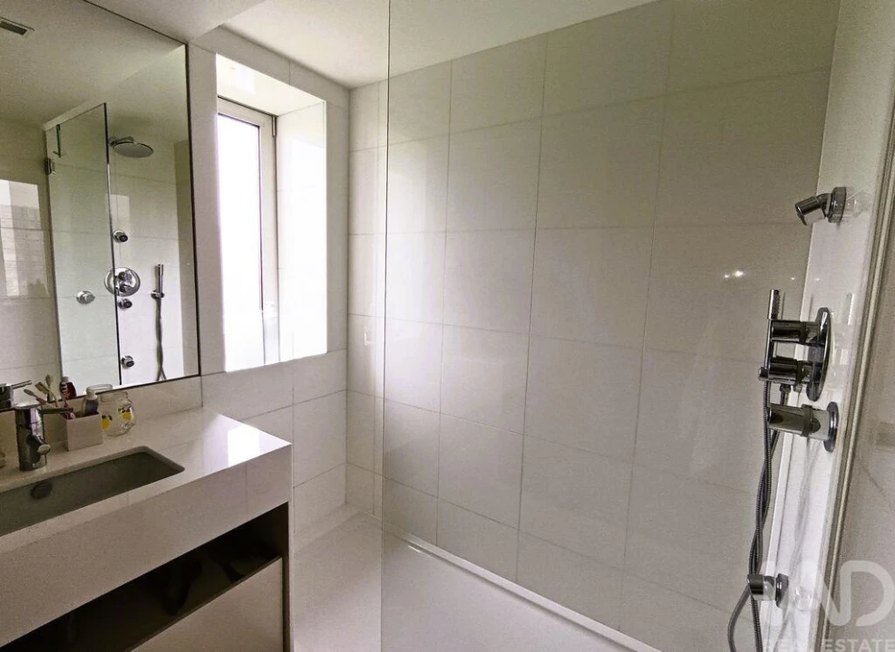 Apartamento T4 para Venda em Lumiar Foto 10