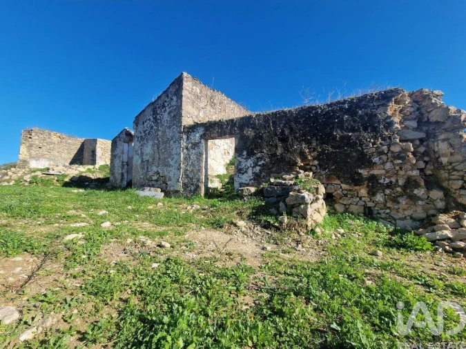 Moradia para Venda em Loule (São Sebastião) Foto 17