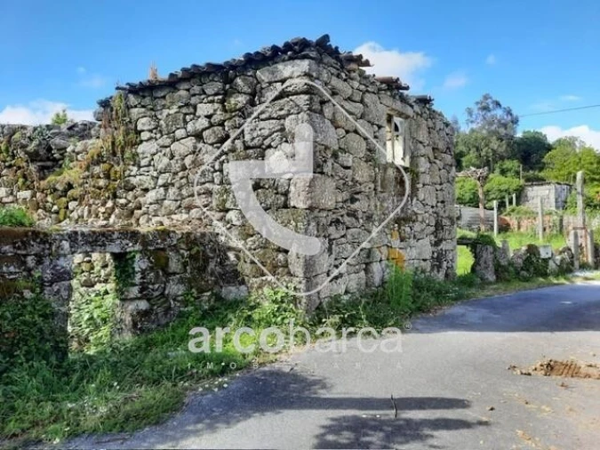 Moradia T2 para Venda em Miranda Foto 14