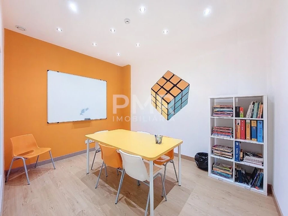 Loja para Arrendamento em Lumiar Foto 11