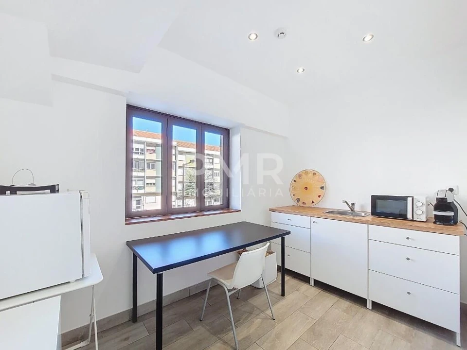 Loja para Arrendamento em Lumiar Foto 6