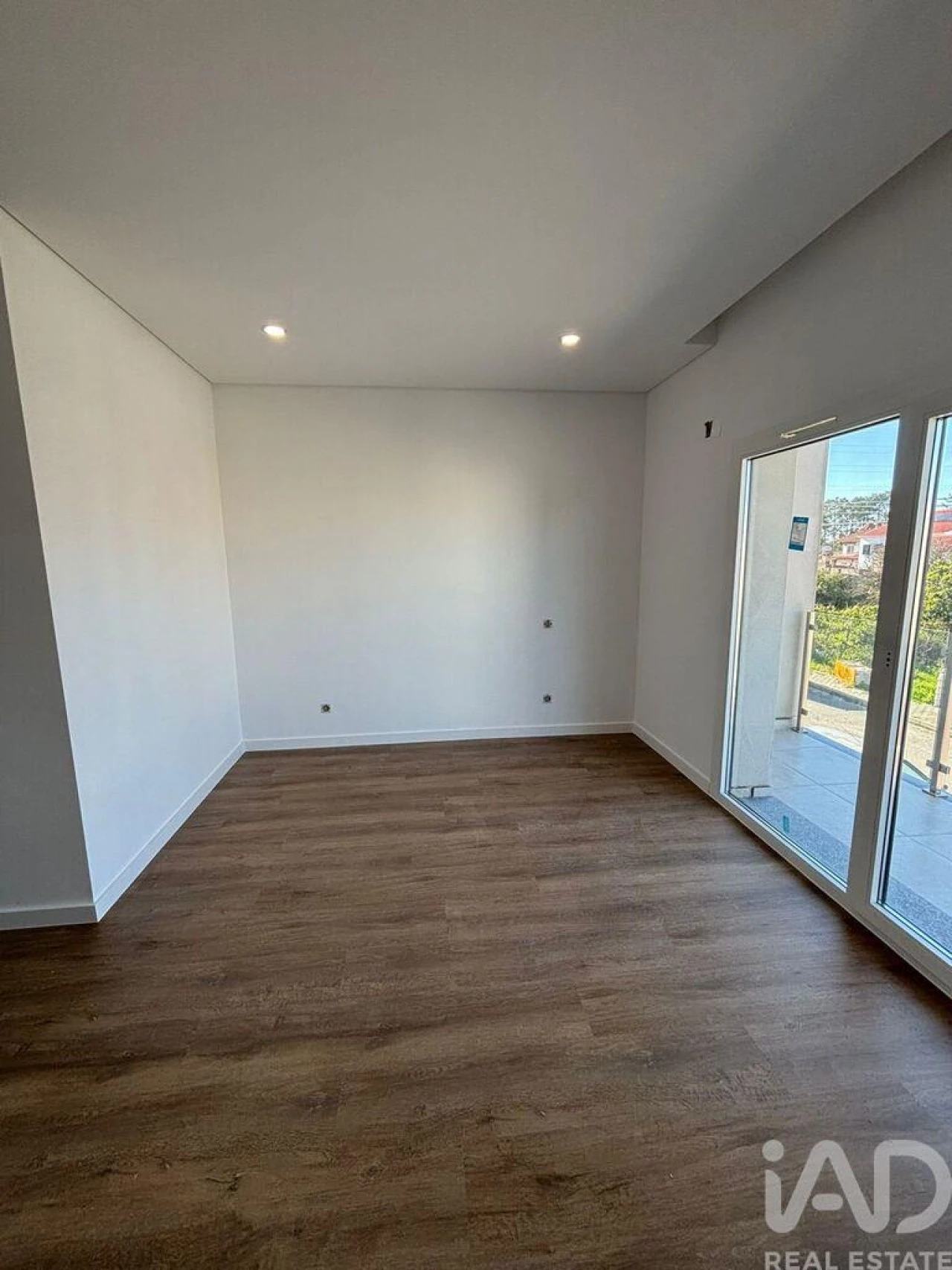 Moradia T4 para Venda em Amora Foto 5