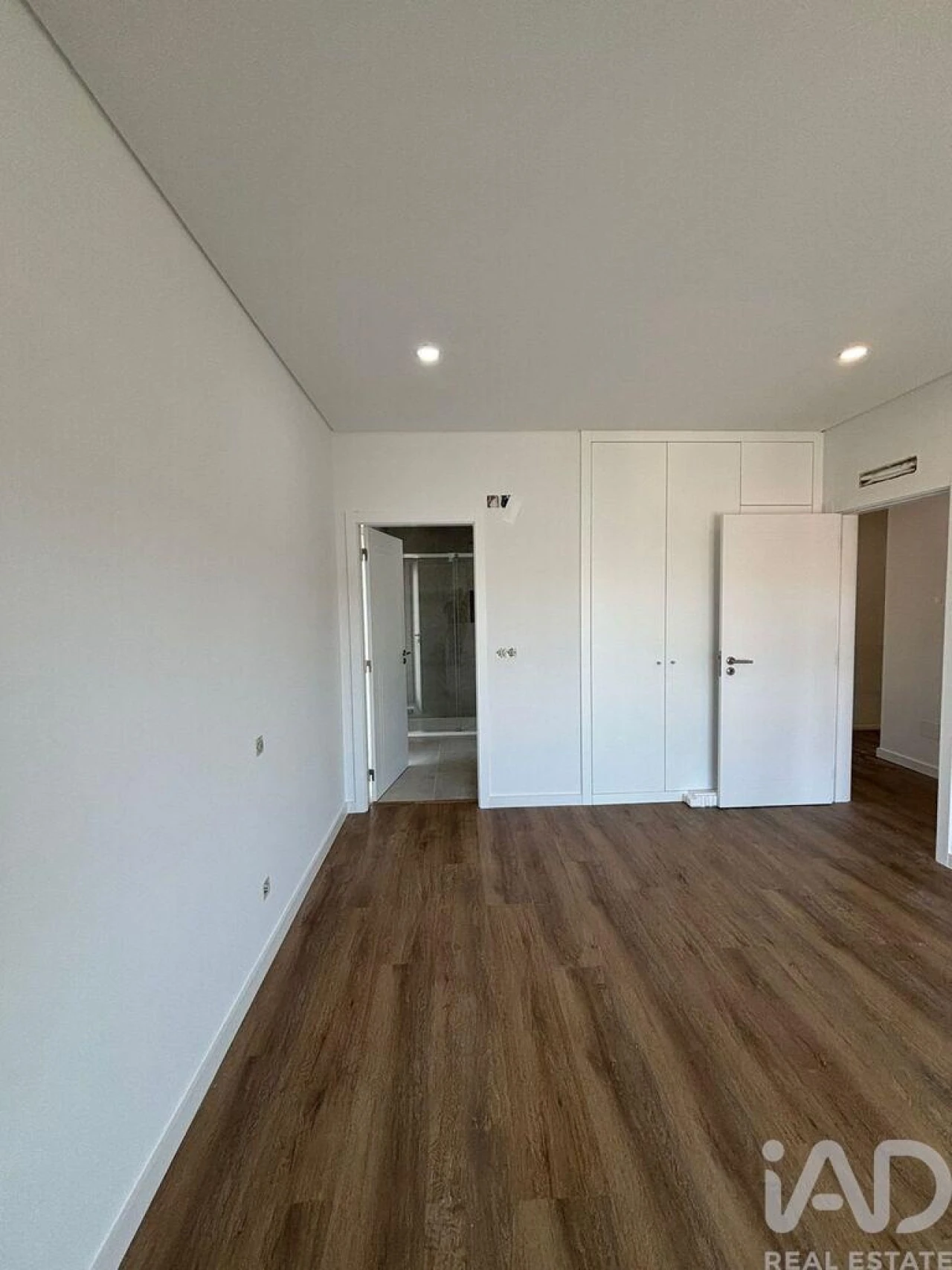 Moradia T4 para Venda em Amora Foto 10