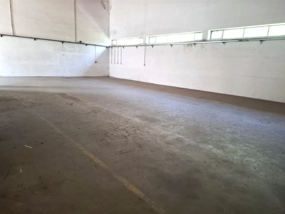 Armazém para Venda em Azurem Foto 4