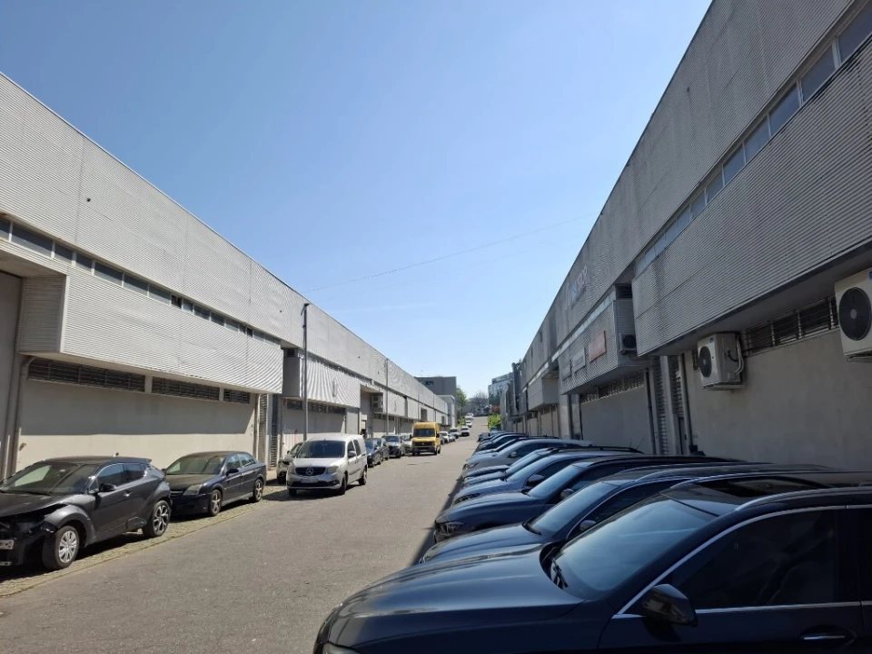 Armazém para Venda em Azurem Foto 19