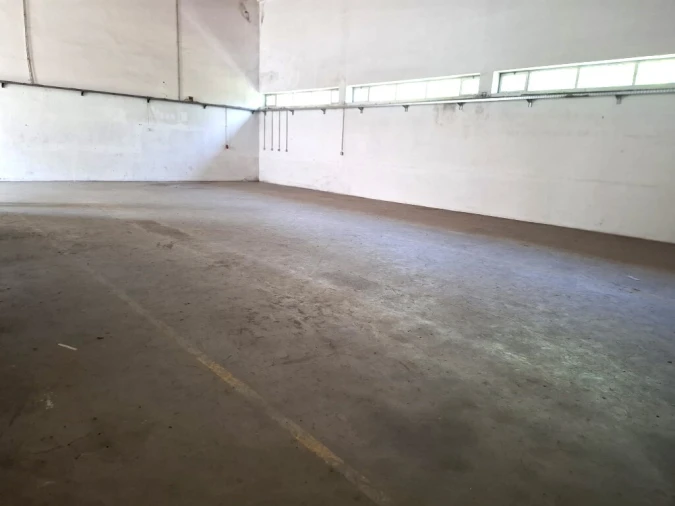 Armazém para Venda em Azurem Foto 4