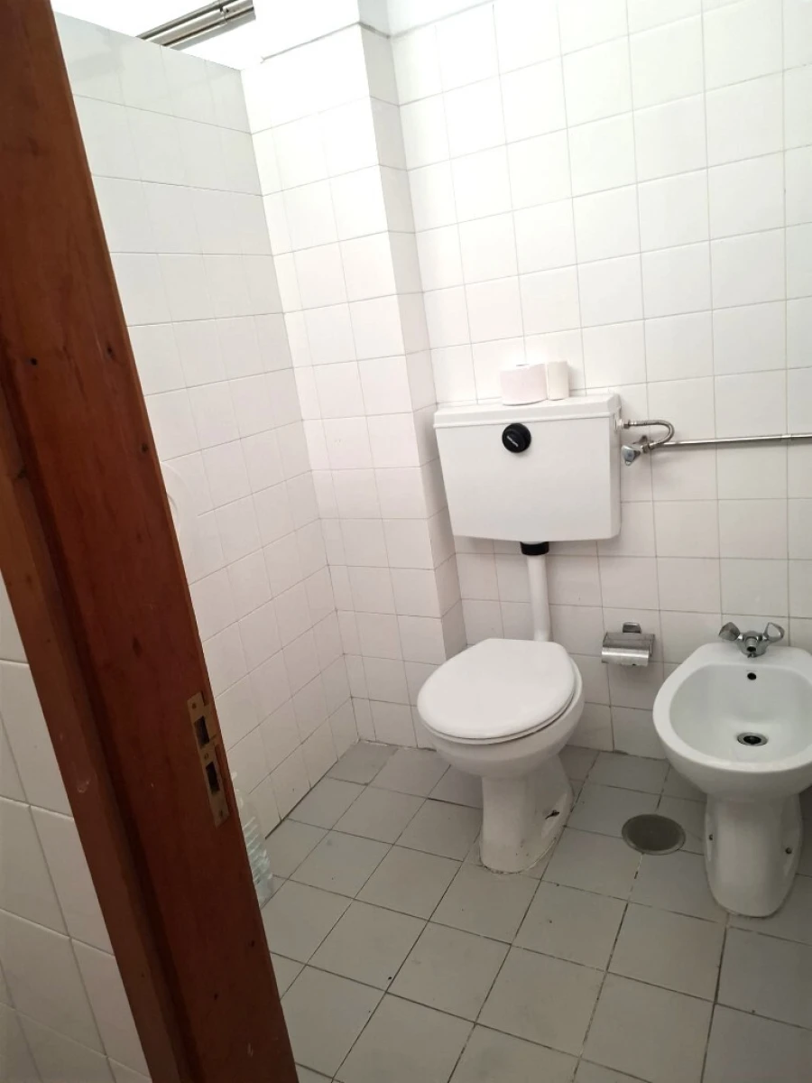 Armazém para Venda em Azurem Foto 12